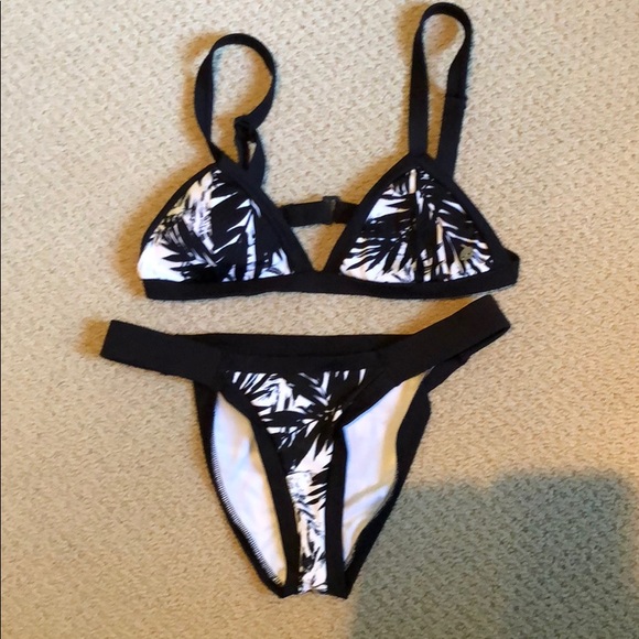 Solè East Swim Sole East Bikinis Poshmark